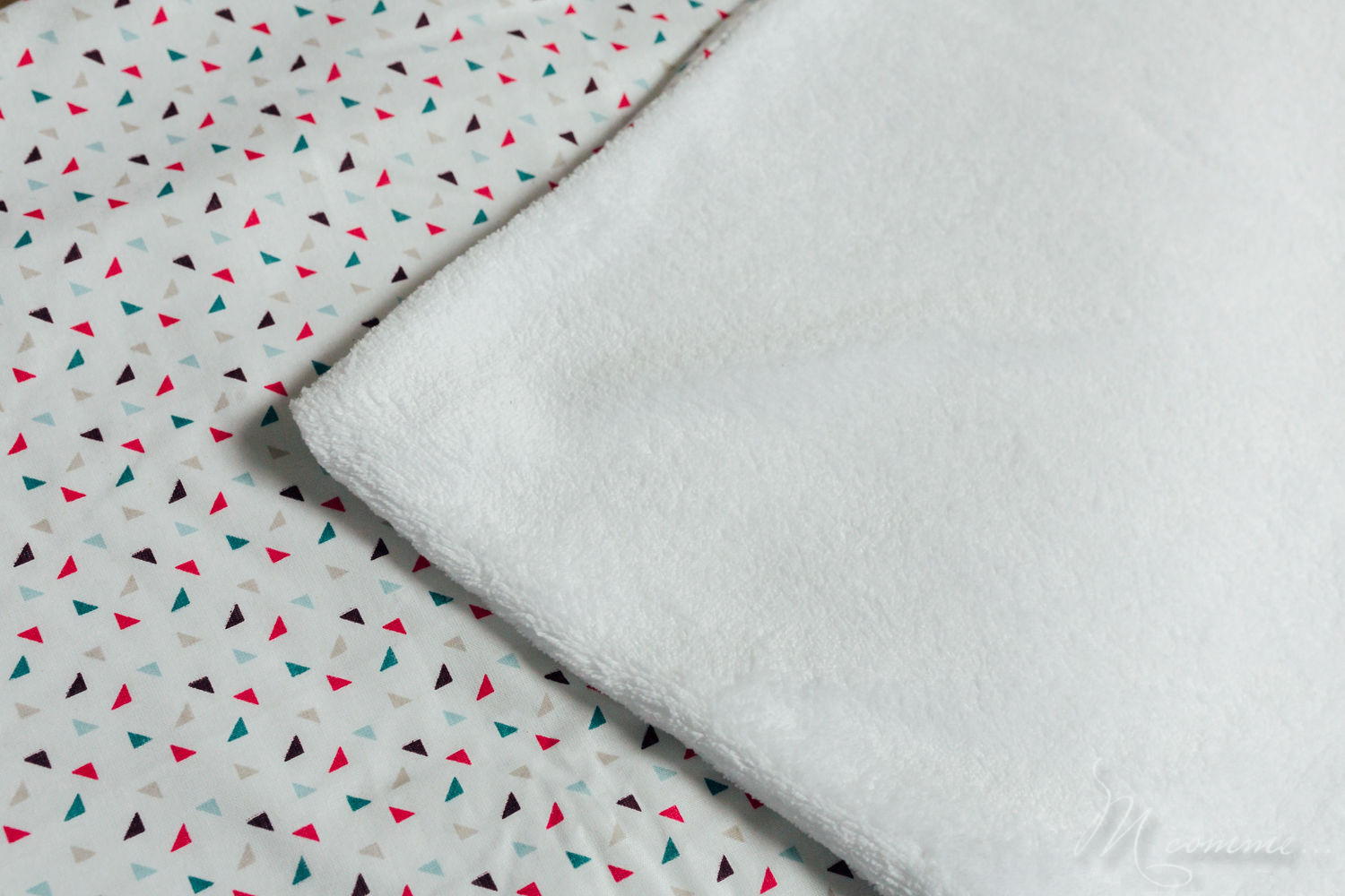 Je vous livre mes 5 indispensables pour être au top de l’organisation pour transporter et garder bébé au chaud l'hiver sans le réveiller. #hiver #bébé #couverture #gigoteuse #bébéendormi #garderbebeauchaud #froid #voiture #chezdesamis #habillerbébépoursortir bébé hiver
