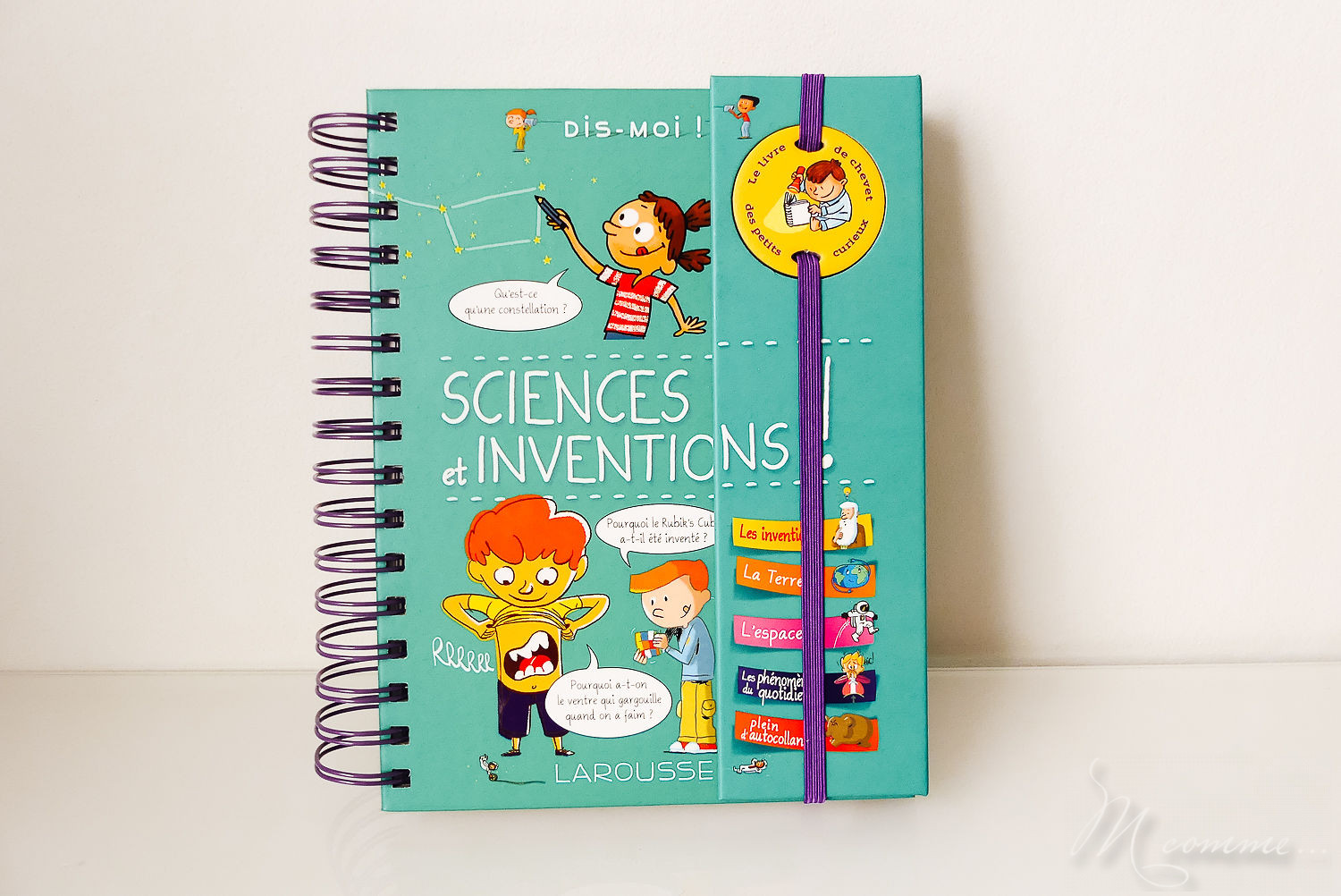 Livre sciences et inventions éditions Larousse