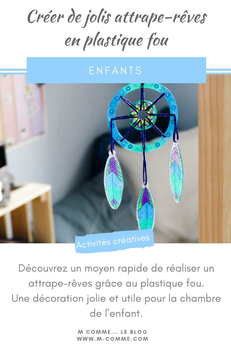 Je vous propose de découvrir un moyen rapide de réaliser un attrape-rêves grâce au plastique fou et de jolis dessins. Une activité créative pour une création jolie et utile pour la chambre de l’enfant. #attrapereves #dreamcatcher #plastiquefou #plastiquedingue #activitecreative #diy #tuto #kitcreatif #bricolageenfant #reves #beauxreves #cauchemars créer un attrape reves en plastique folie