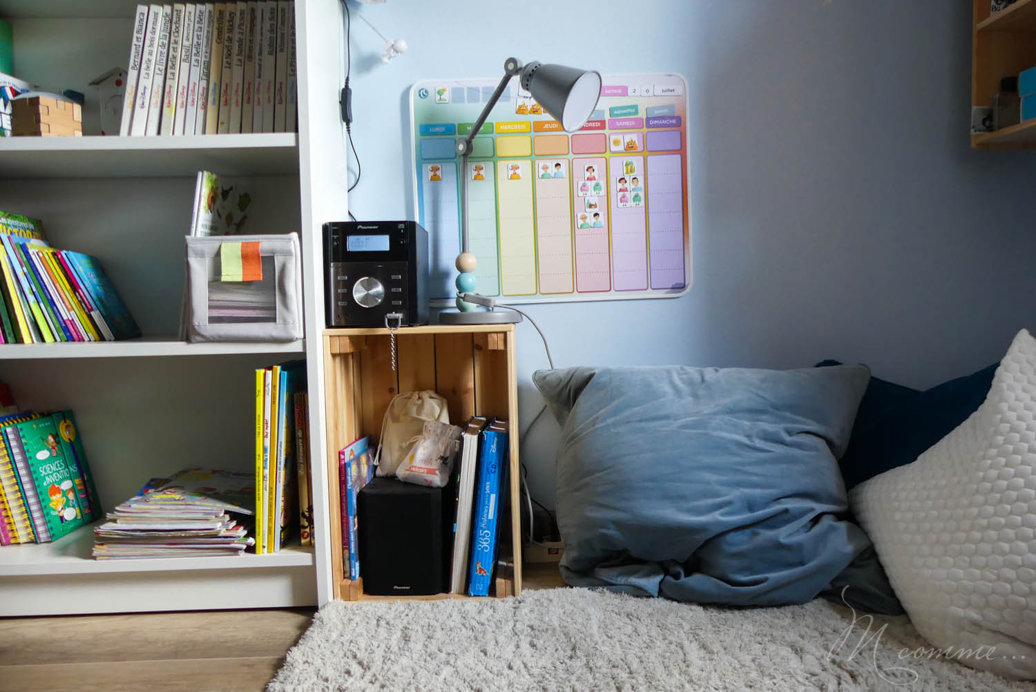 Je savais que de créer un livre audio personnalisé pour mon fils, serait un joli cadeau à lui offrir. Quand un enfant aime écouter des histoires, quel plus beau cadeau peut-on lui faire, que celui de lui permettre de devenir le héros de l’une d’elles ? #livreaudio #livreaudioenfant #livrepersonnalise #histoiresaecouter #devenirlehero #herodelhistoire #personnalise #personnalisable #ideecadeau #cadeauoriginal #prenom livre audio personnalisé la voix du héros