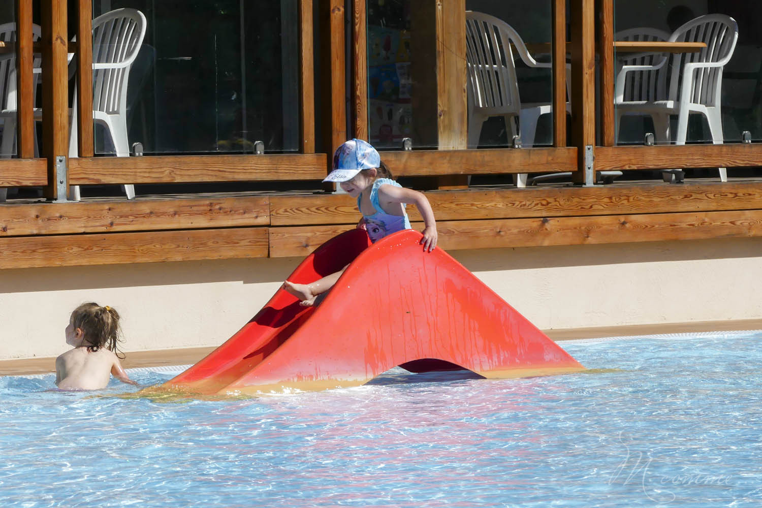 Camping Domaine la Garenne Drôme piscine pour enfants