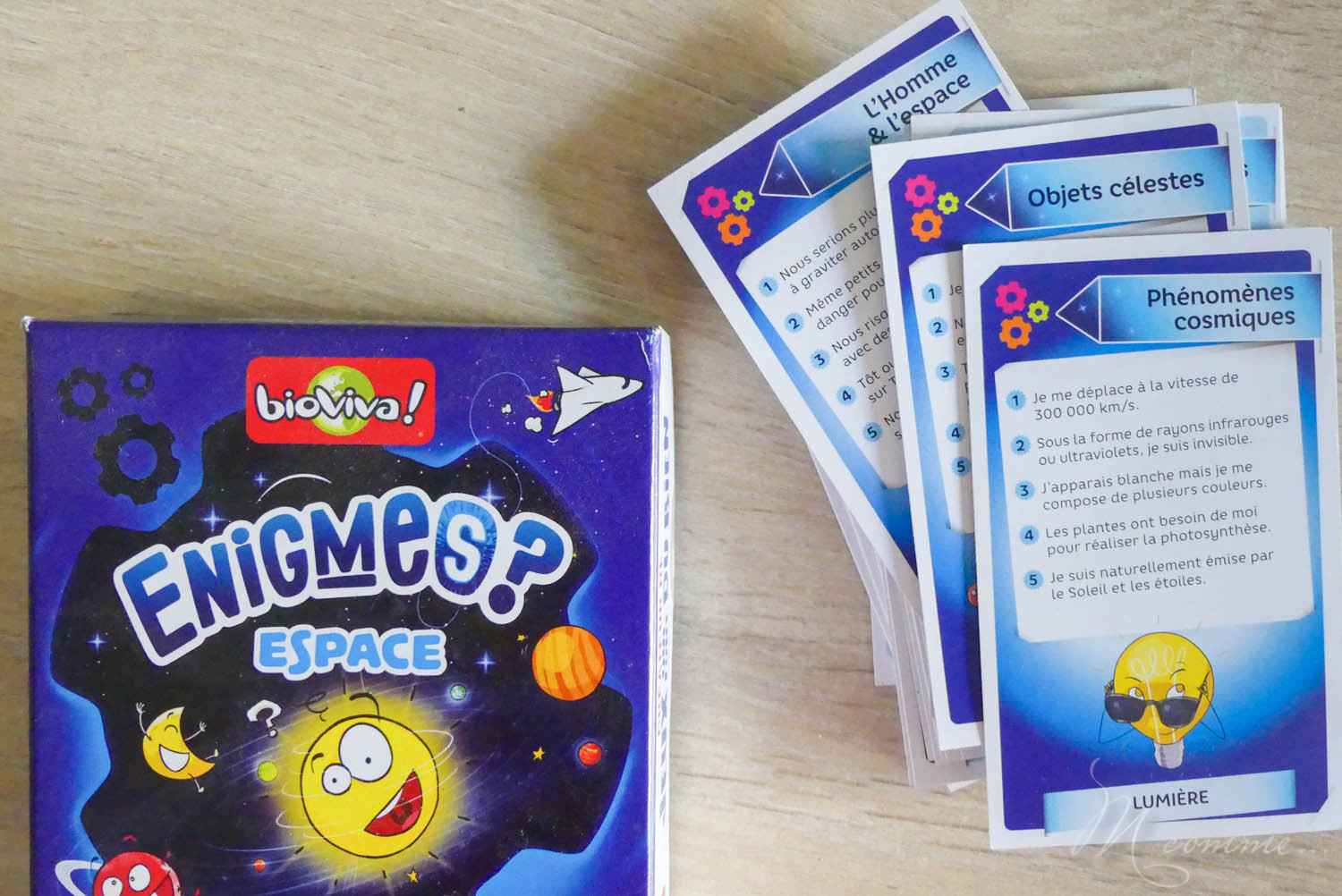 Nous avons découvert Enigmes? Le grand jeu de Bioviva et les jeux de voyage Enigmes? Espace et Préhistoire. On vous donne notre avis ! #bioviva #jeu #jeuxdesociete #jeudeplateau #enfants #jeuxdevoyage #voyage #nomade #enfamille Jeu de société Enigmes Espace de Bioviva