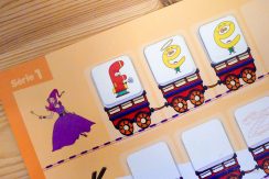 J’ai découvert des jeux et cahiers d’activités pour que les enfants entrent dans la lecture tout en s’amusant. Voici 6 jeux pour apprendre à lire, de façon ludique ! #apprendrealire #lecture #ecriture #cp #apprentissage #lire #alphas #recrealire #bioviva #placote #montessori #educatif #ludique #jeux  Loto des Alphas pour apprendre à lire et écrire