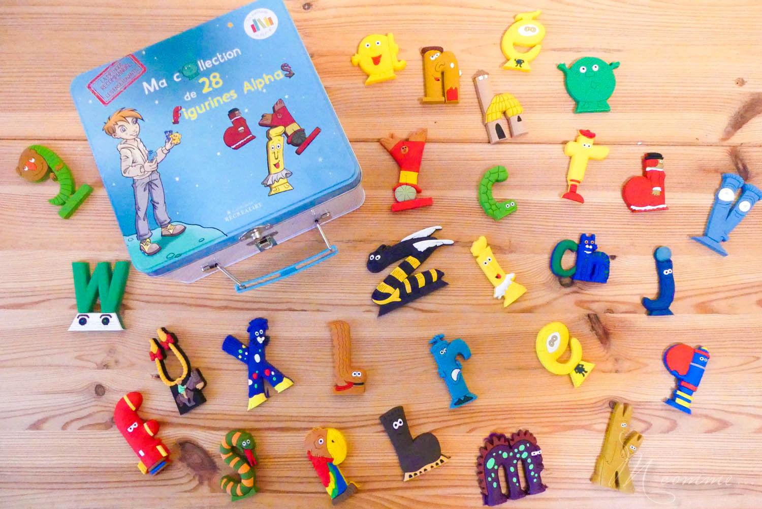 J’ai découvert des jeux et cahiers d’activités pour que les enfants entrent dans la lecture tout en s’amusant. Voici 6 jeux pour apprendre à lire, de façon ludique ! #apprendrealire #lecture #ecriture #cp #apprentissage #lire #alphas #recrealire #bioviva #placote #montessori #educatif #ludique #jeux  Les figurines des Alphas pour apprendre à lire